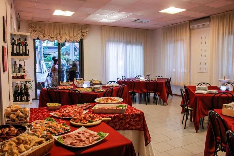 Altro Hotel image
