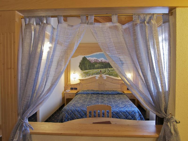 Hotel Madonna Delle Nevi image