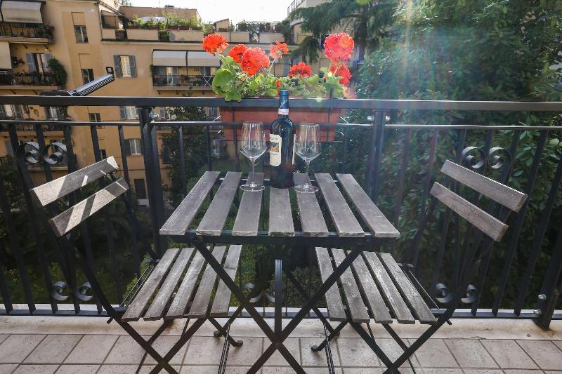 Vatican Garden Rooms image