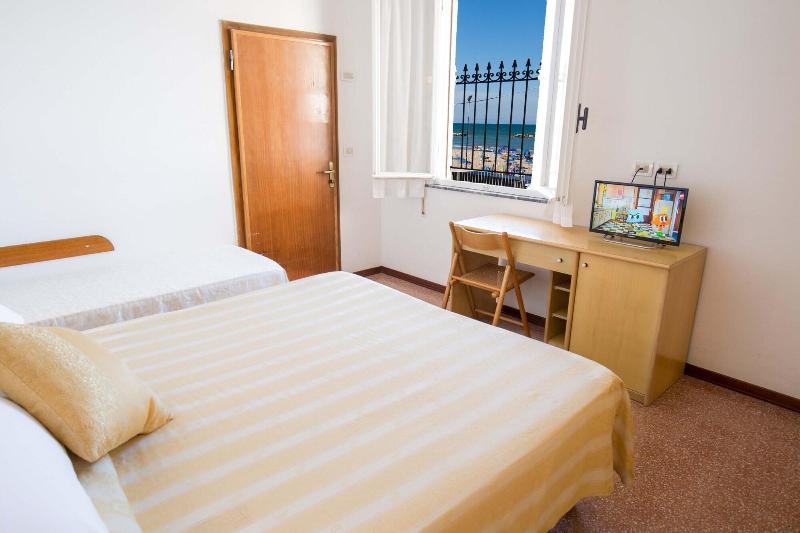 Hotel Villa Sole image