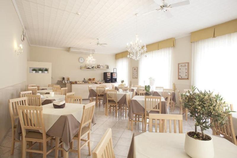 Hotel Villa Perazzini image
