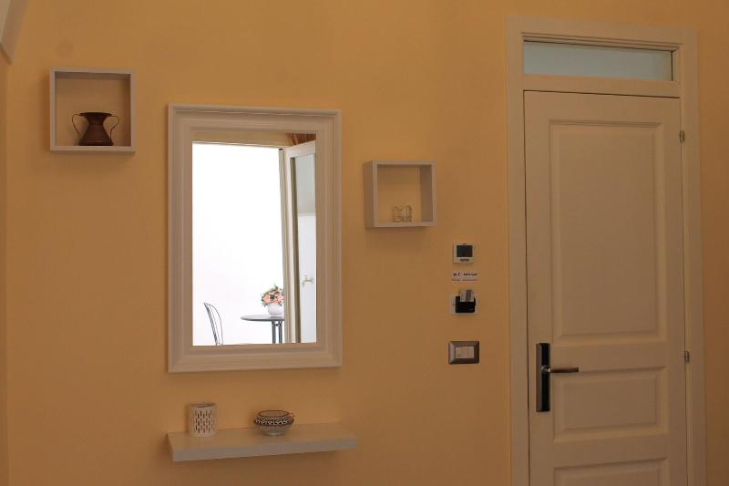 Arco Suite image