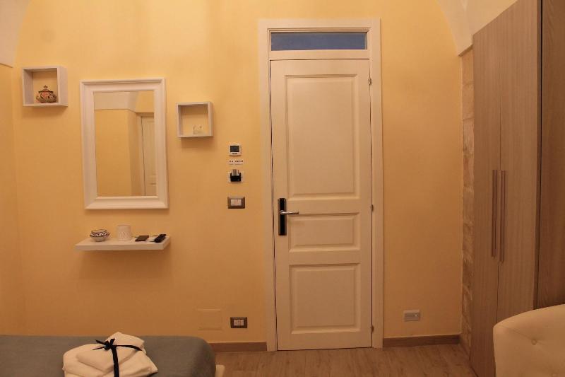 Arco Suite image