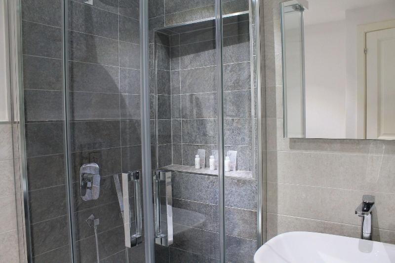Arco Suite image