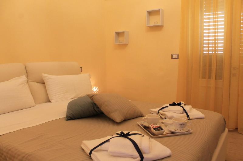 Arco Suite image