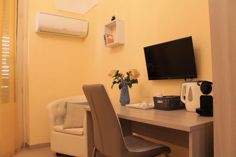 Arco Suite image