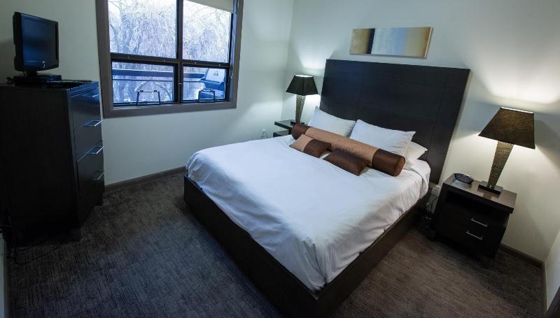 Pool Level 2 Bed 1 Bath Unit 371 — main photo