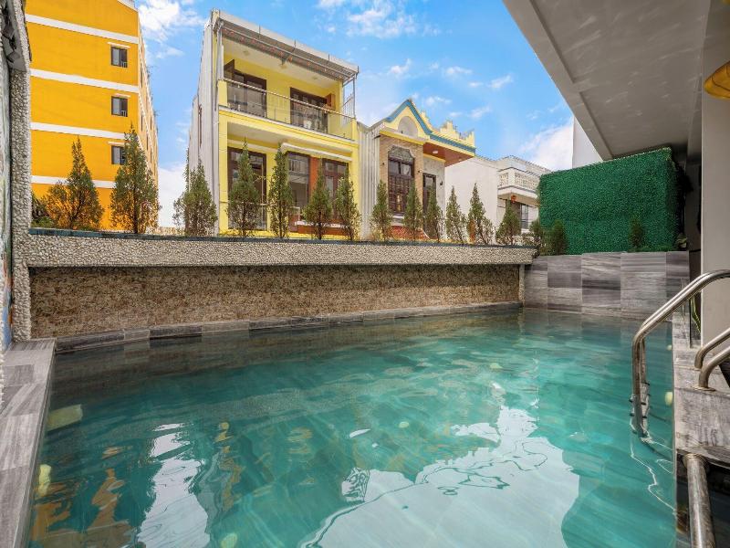Calla Hotel Hoi An image