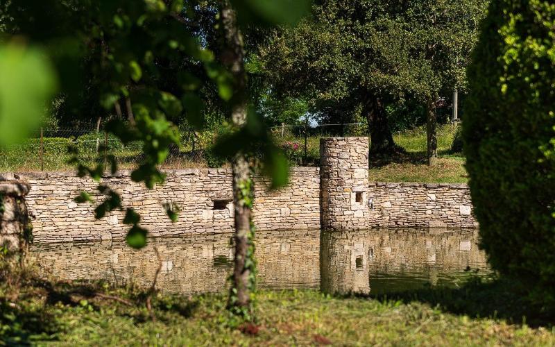 Domaine Des Ormeaux image