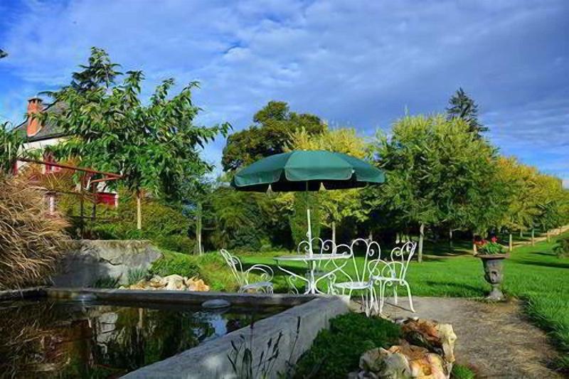 Domaine Des Ormeaux image