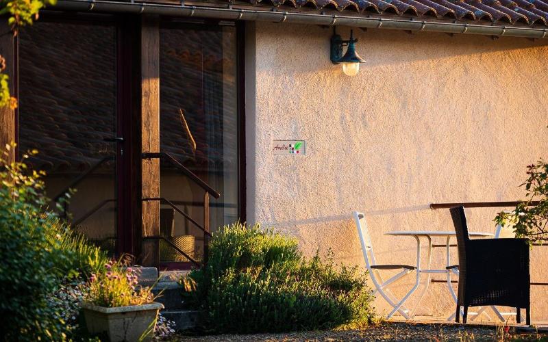 Domaine Des Ormeaux image