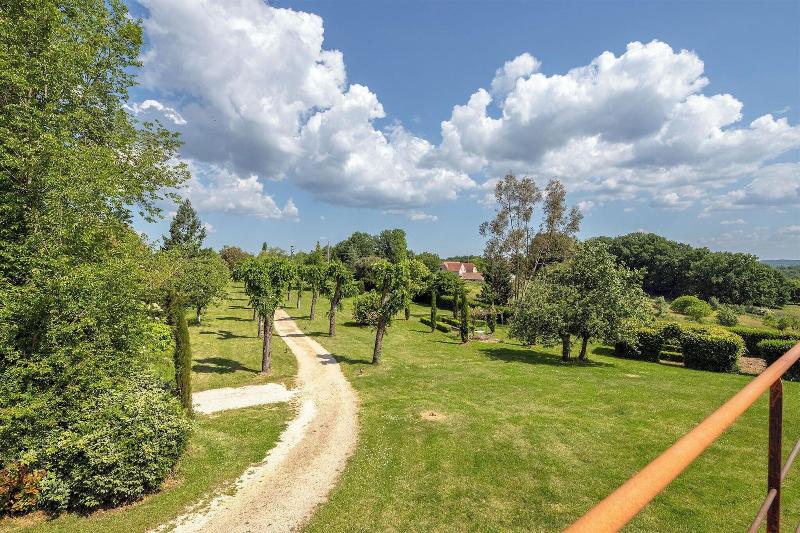 Domaine Des Ormeaux image