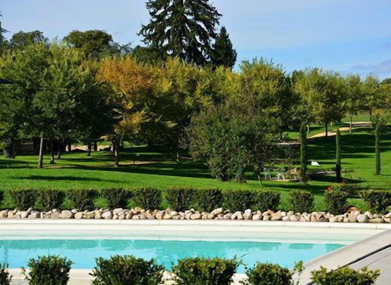 Domaine Des Ormeaux image