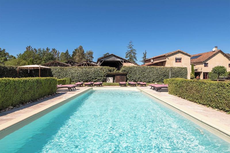 Domaine Des Ormeaux image