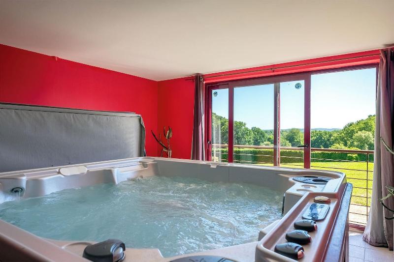 Domaine Des Ormeaux image