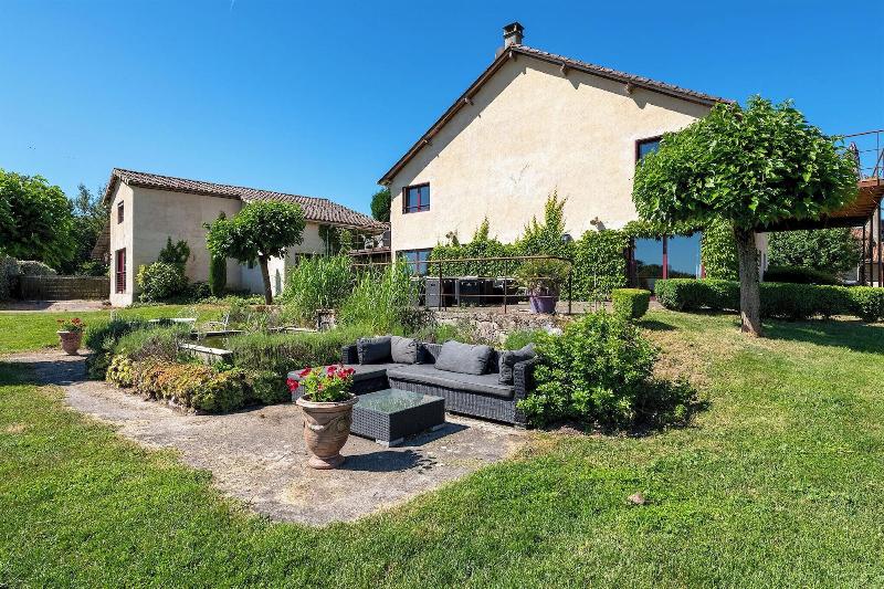 Domaine Des Ormeaux image