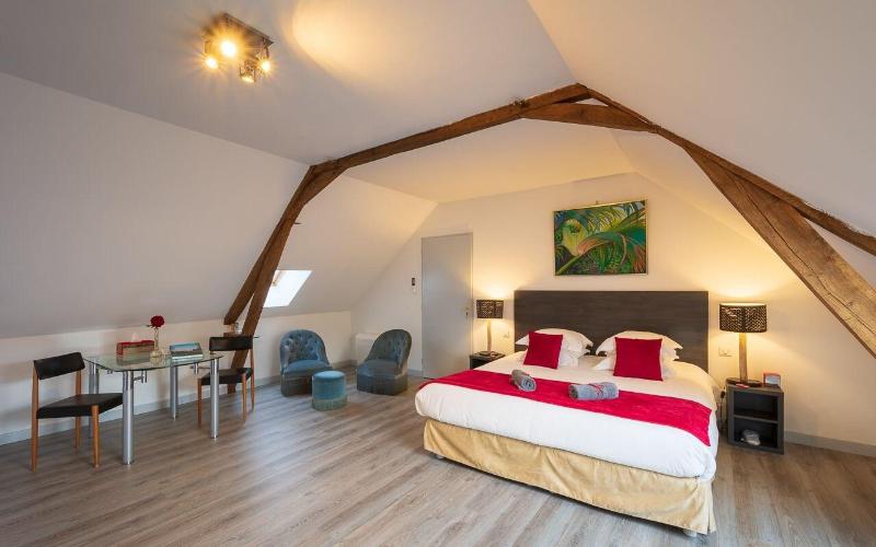 Domaine Des Ormeaux image