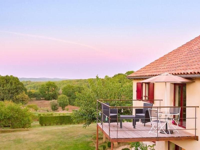 Domaine Des Ormeaux image