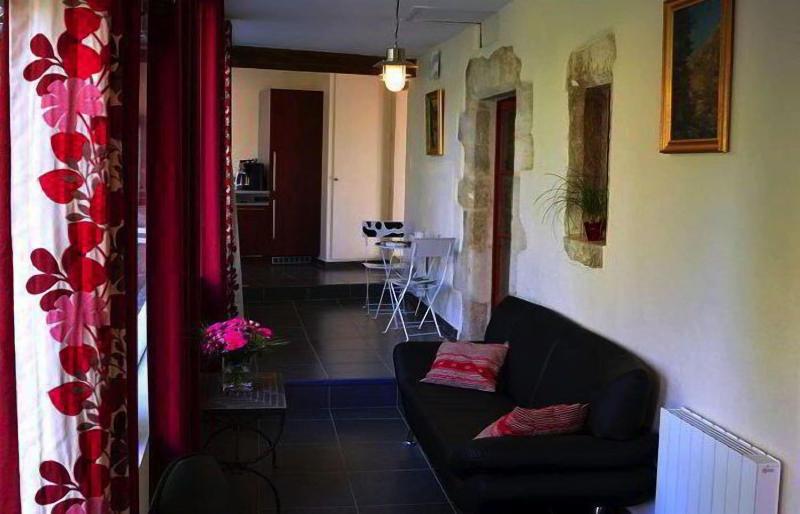 Domaine Des Ormeaux image