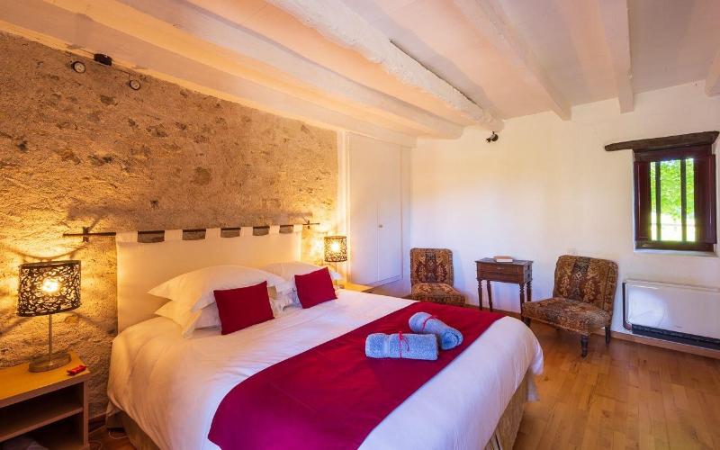 Domaine Des Ormeaux image