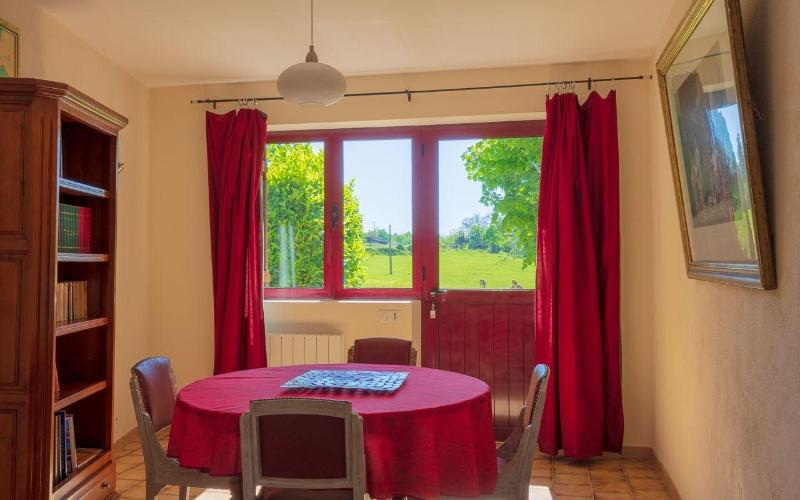 Domaine Des Ormeaux image