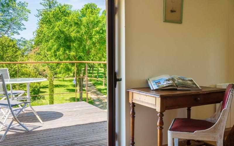 Domaine Des Ormeaux image