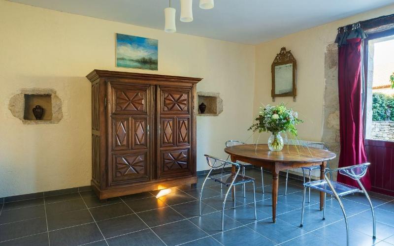 Domaine Des Ormeaux image