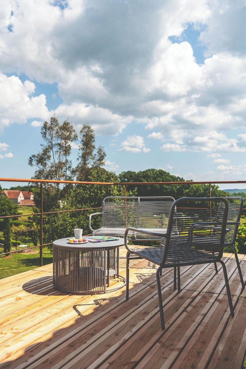 Domaine Des Ormeaux image
