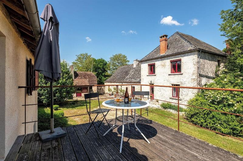 Domaine Des Ormeaux image