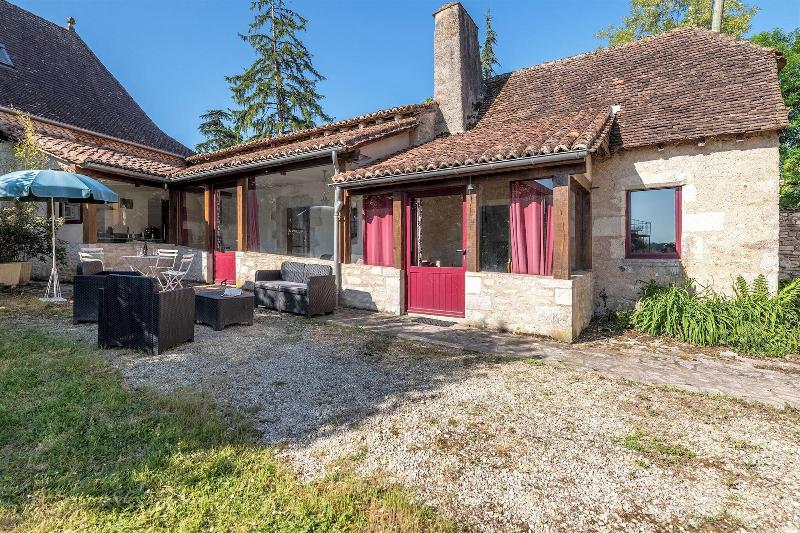 Domaine Des Ormeaux image
