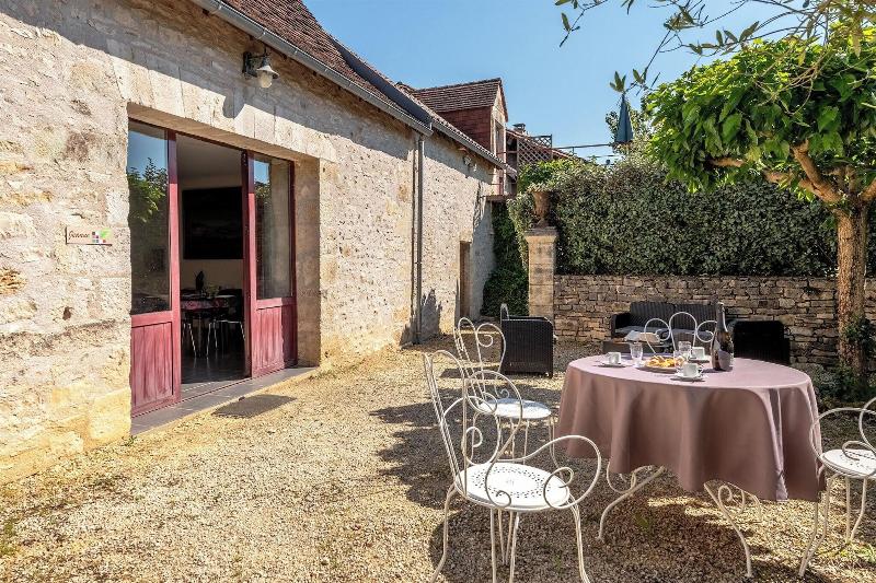 Domaine Des Ormeaux image