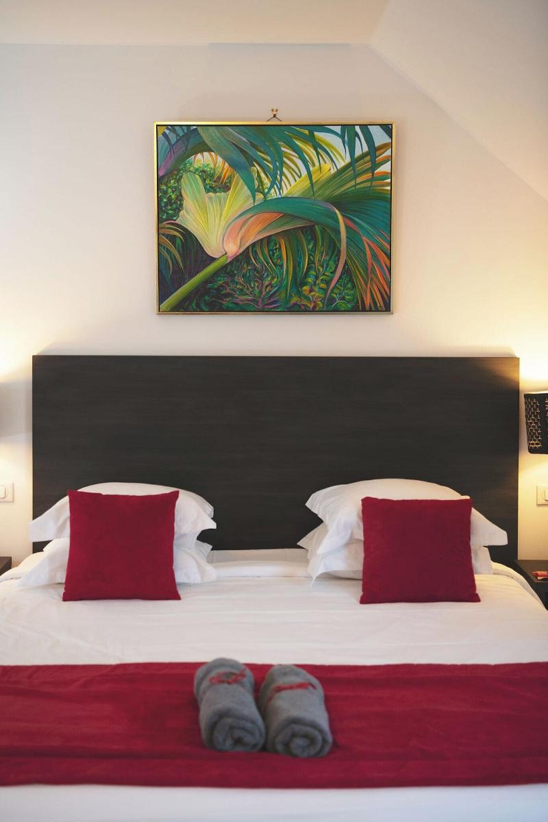Domaine Des Ormeaux image