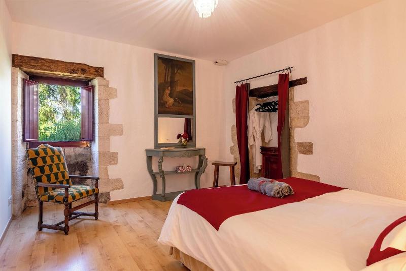 Domaine Des Ormeaux image