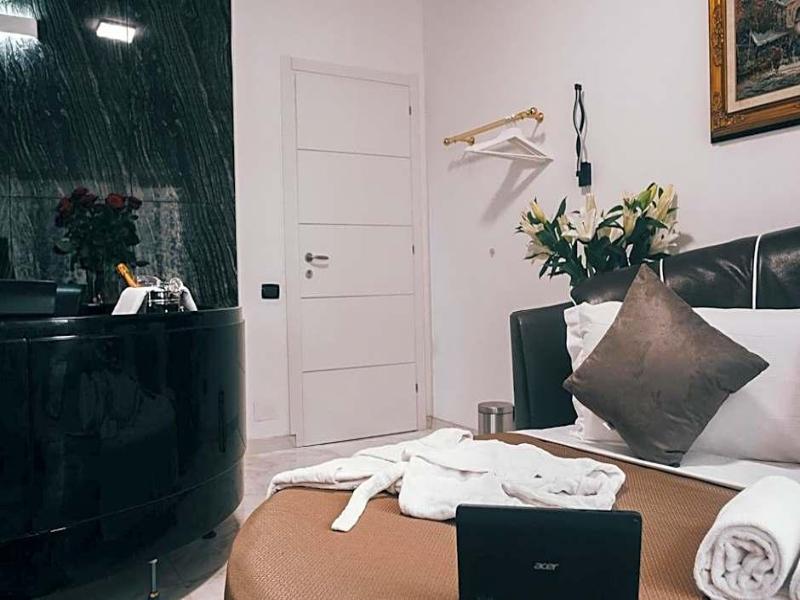 Gregorio Vii Luxury Suites San Damaso image