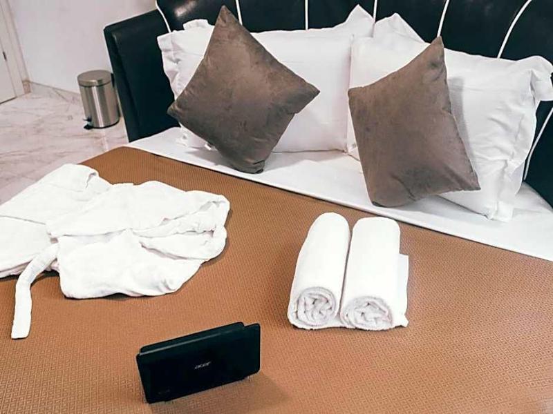 Gregorio Vii Luxury Suites San Damaso image