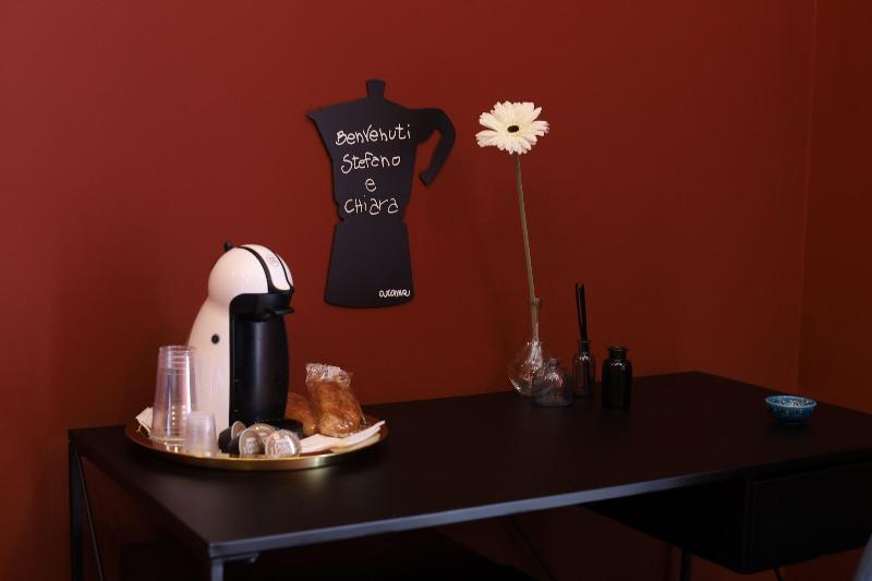 Aroma B B image