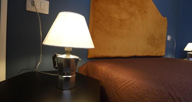 Aroma B B image