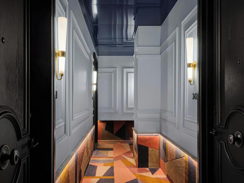 W Rome image