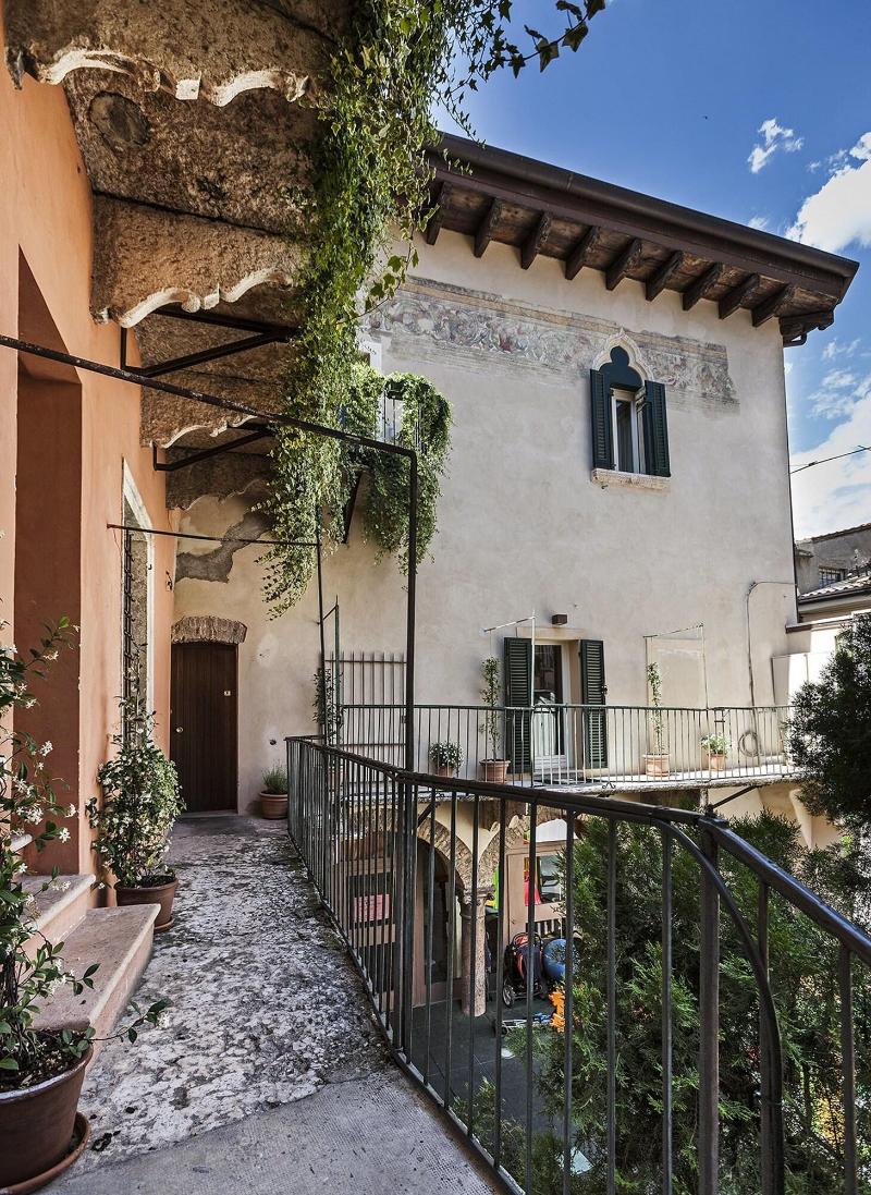 Truly Verona - Image 7