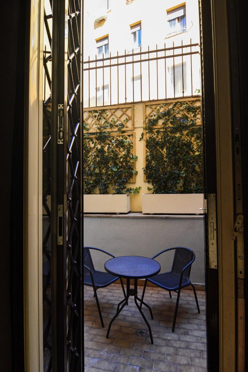 Romaresidence Trastevere Guesthouse image