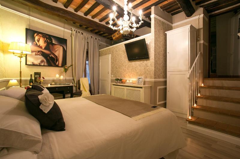 Suite San Michele image