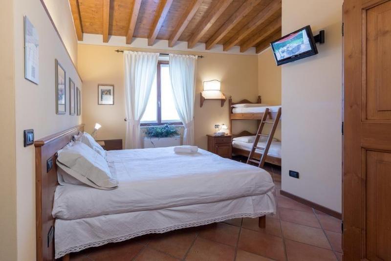 Le Rondini image