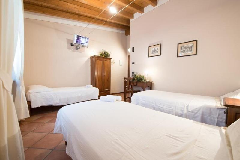 Le Rondini image