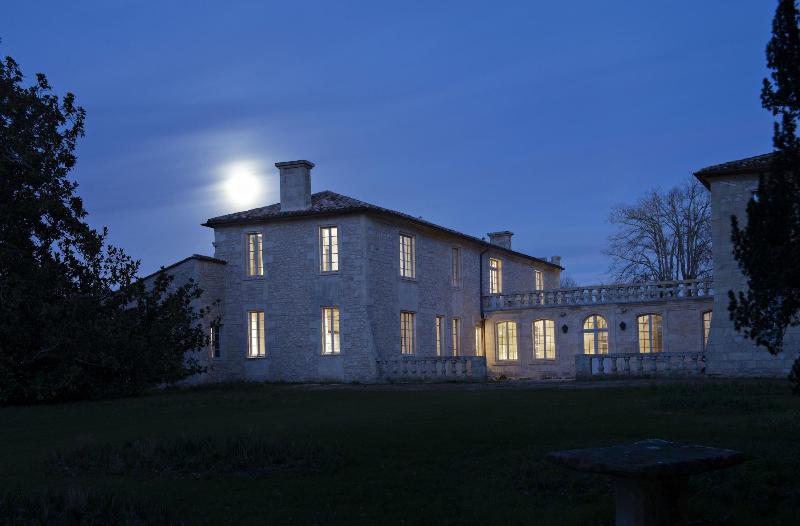 Cha Teau De Ferrand image