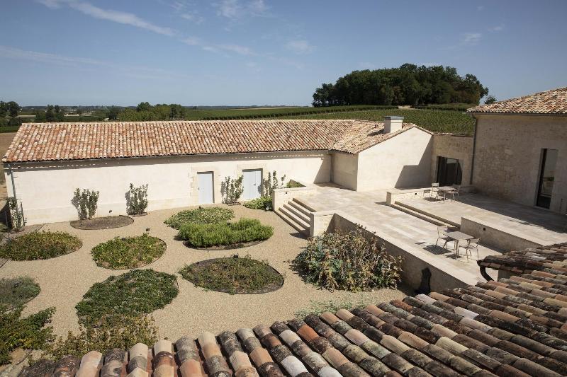 Cha Teau De Ferrand image