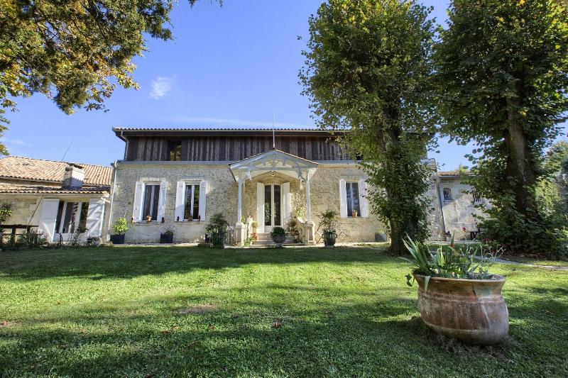 Domaine De Garat image