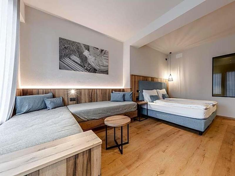 Hotel Eccher image