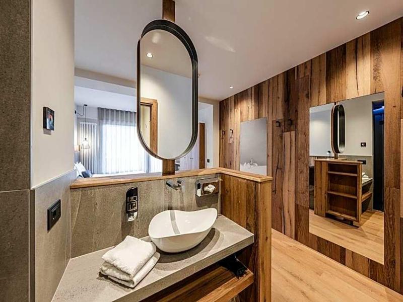 Hotel Eccher image
