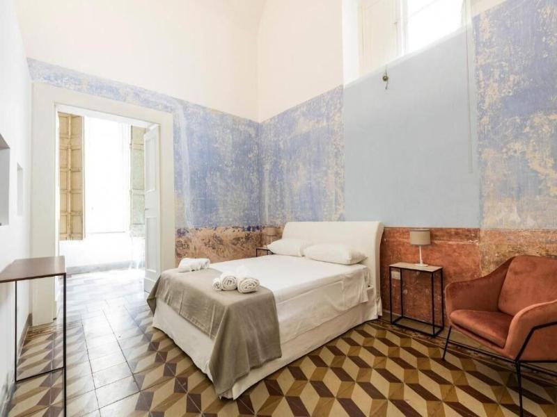 Palazzo Insula image