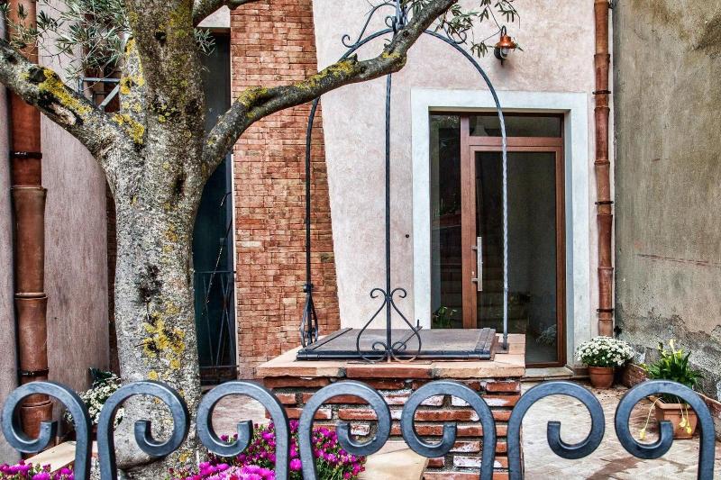 B B La Casa Dei Miraglia San Cataldo — photo 5